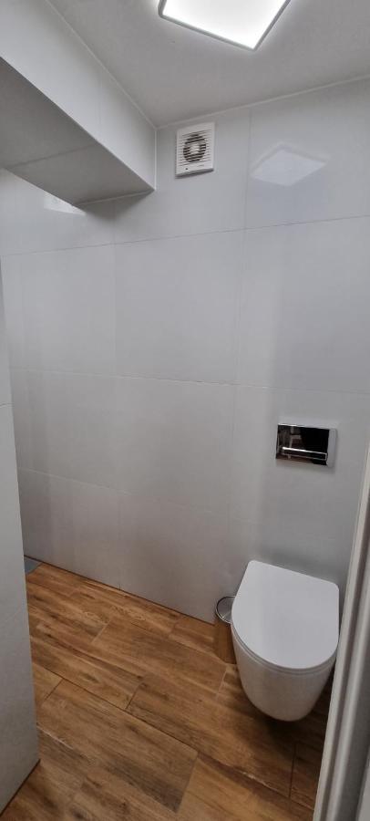 Tatarak Domki Na Mazurach - Apartament Z Duzym Tarasem Nad Jeziorem Walpusz Stare Kiejkuty 外观 照片